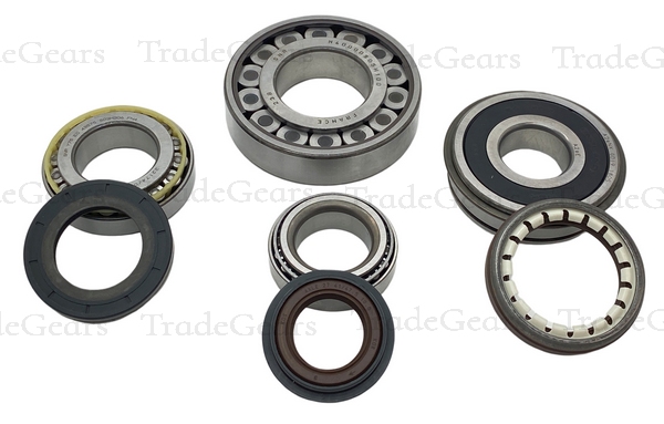 MLGU6/MLGU14 Bearings & Seal Kit  Less Diff Bearings
