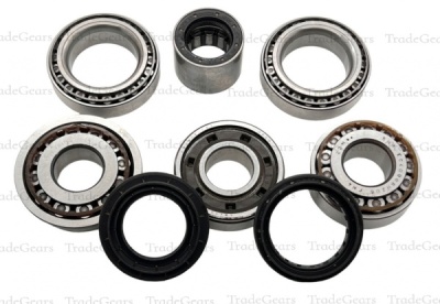 thumbnail image 2 of Bush Hog 50069162 Bearing & Seal Rebuild Kit For Comer Gearbox (MPNs: 70797/70796/70848/70134/70229) 2 of 5
